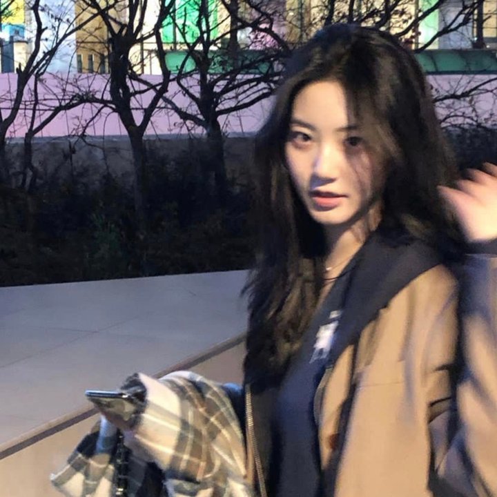 歌女五美图